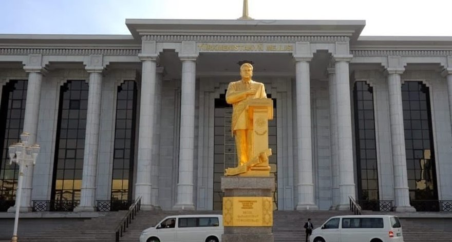The Ashgabat parliament building